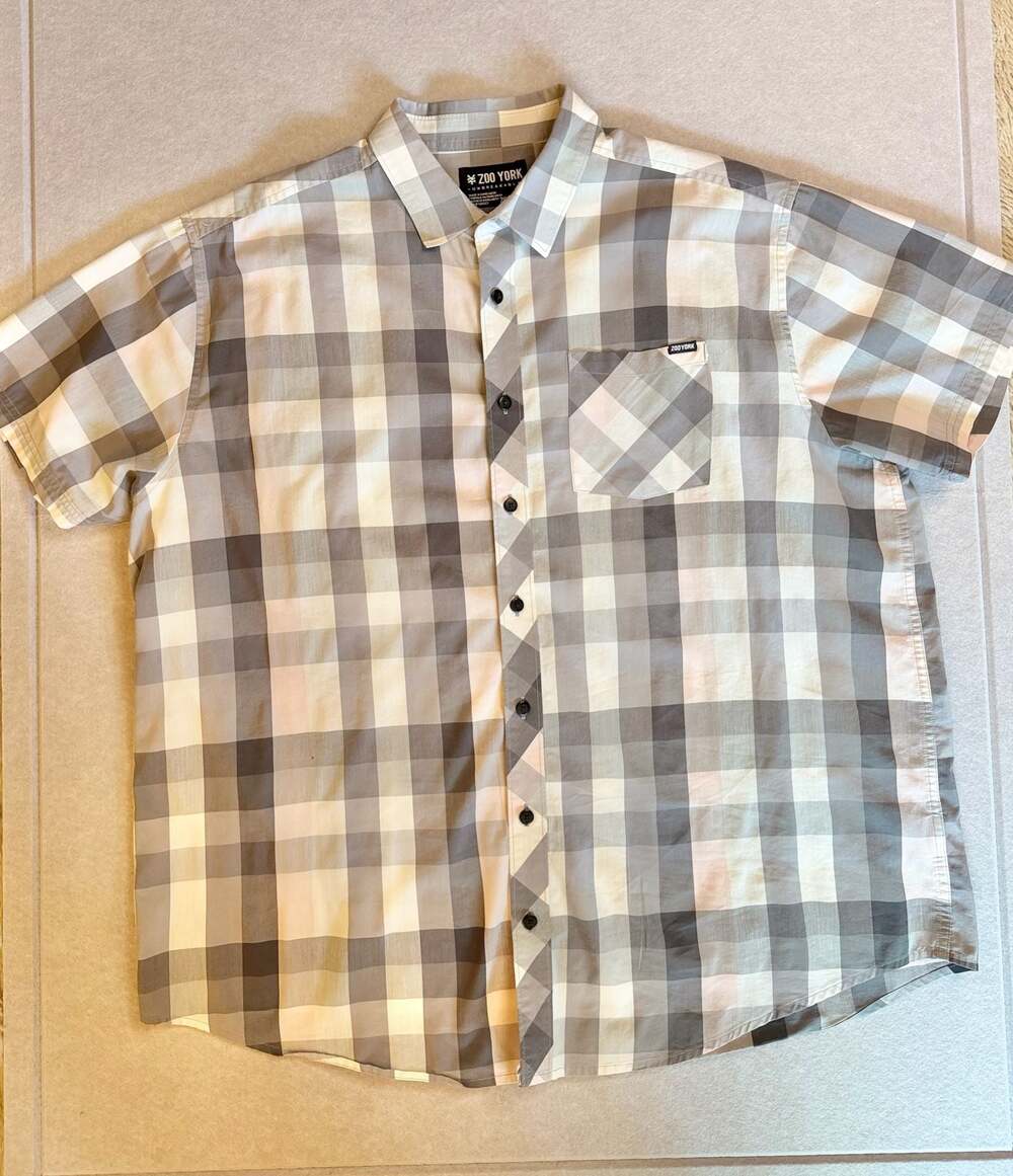Zoo York Mens 2XL Gray Plaid Short Sleeve Button Up Shirt Skate Streetwear